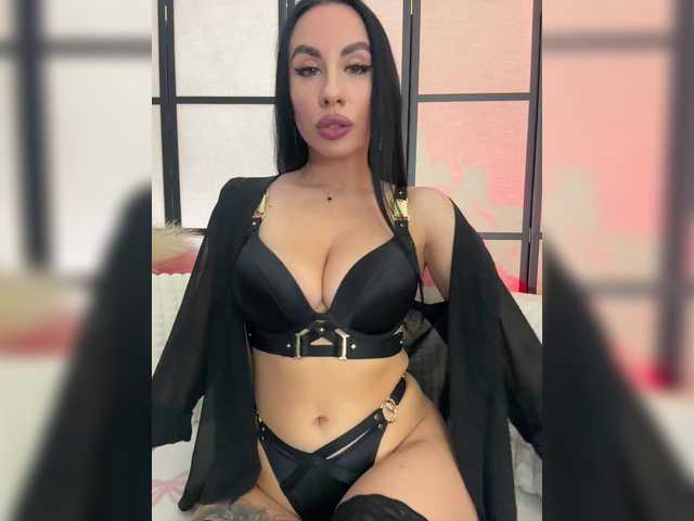 Discover missJasmine07 from BongaCams