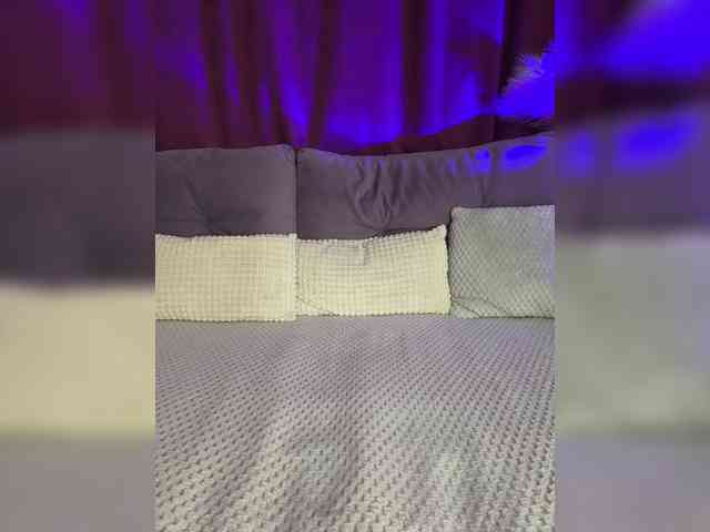 _EUPHORIAA_ webcam