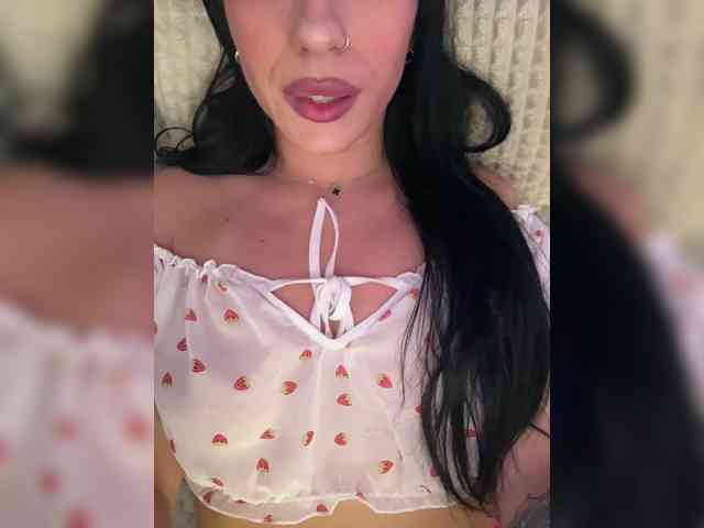 _EUPHORIAA_ webcam