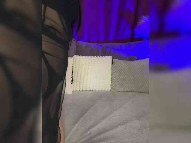 _EUPHORIAA_ webcam
