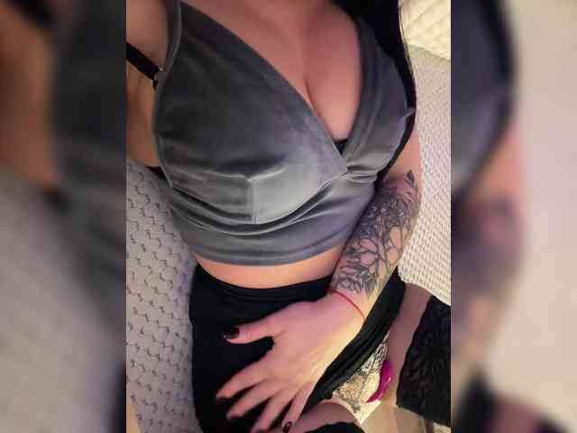 _EUPHORIAA_ webcam