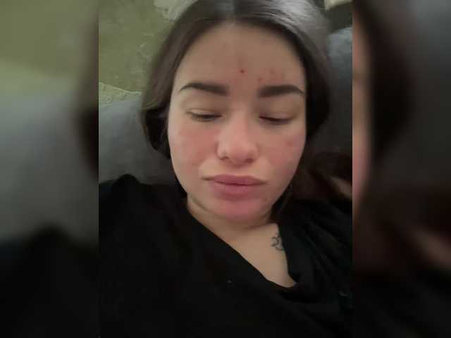 ViollaSweetA live cam