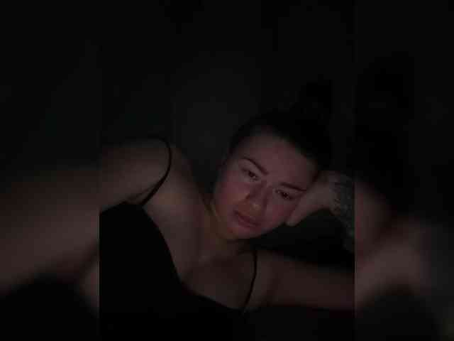 enter chatroom ViollaSweetA