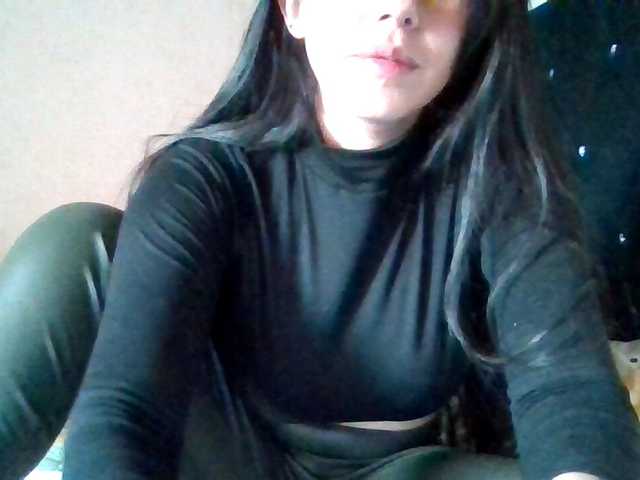 SandyQueen webcam bongacams model stream image