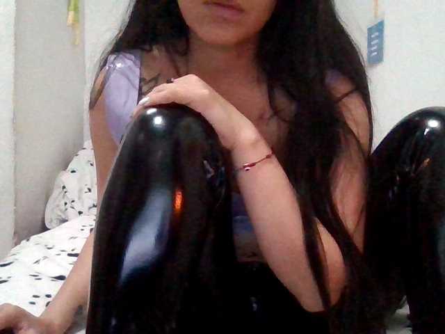 SandyQueen webcam bongacams model stream image