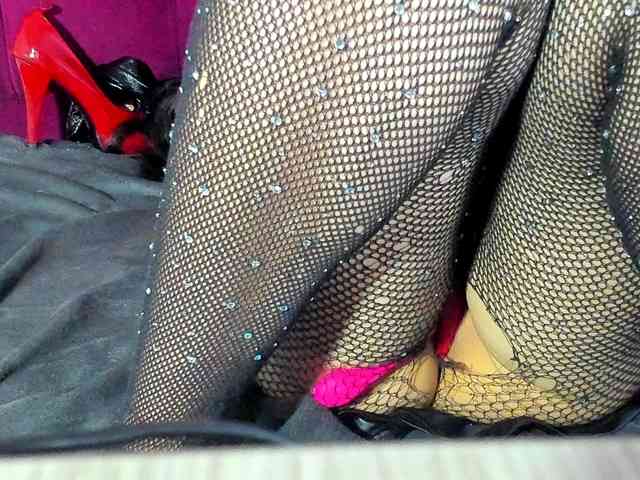 SandyQueen webcam