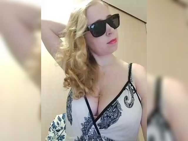 DashaKisa951's BongaCams show and profile