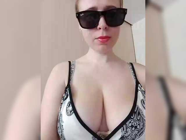 DashaKisa951's BongaCams show and profile