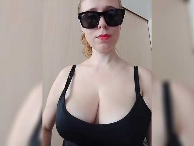 DashaKisa951's BongaCams show and profile