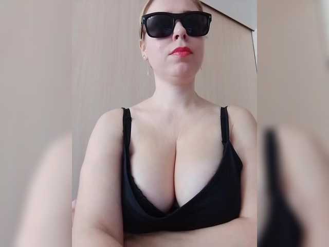 DashaKisa951's BongaCams show and profile