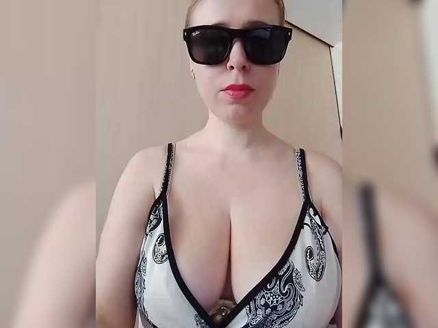 DashaKisa951's BongaCams show and profile