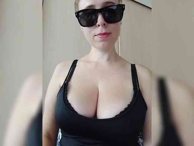 Dashulya666 webcam