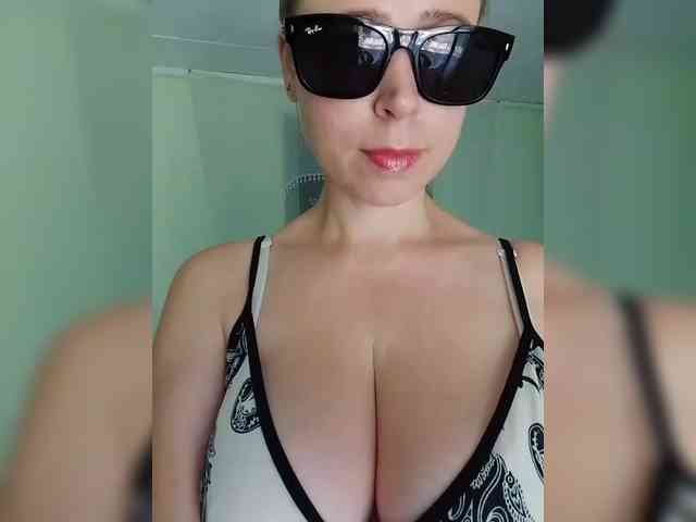 Dashulya666 webcam