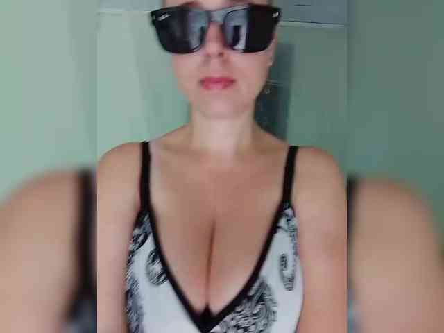 Dashulya666 webcam