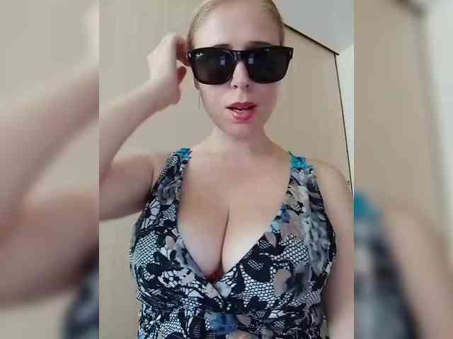 Dashulya666 webcam