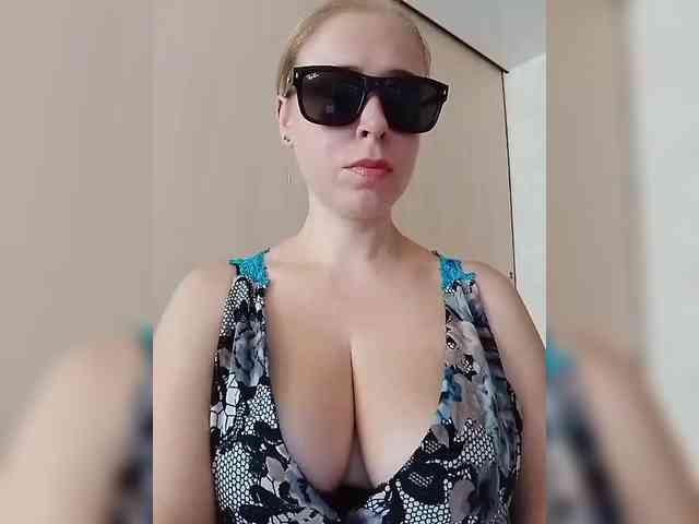 Dashulya666 webcam