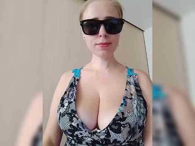 Dashulya666 webcam