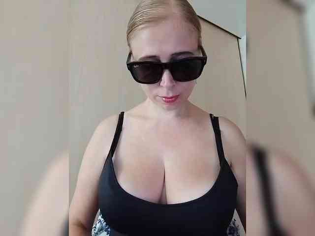 Dashulya666 webcam
