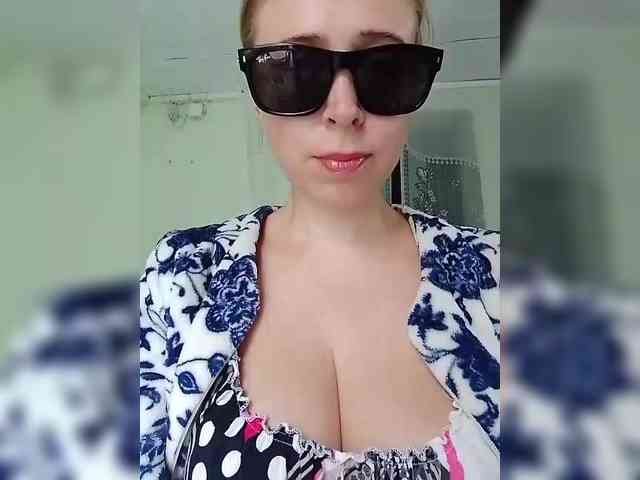 Dashulya666 webcam