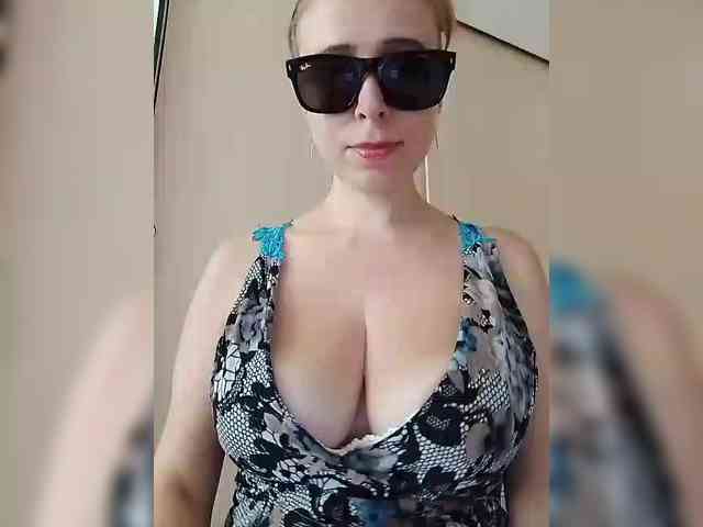 Dashulya666 webcam