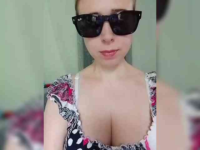 Dashulya666 webcam