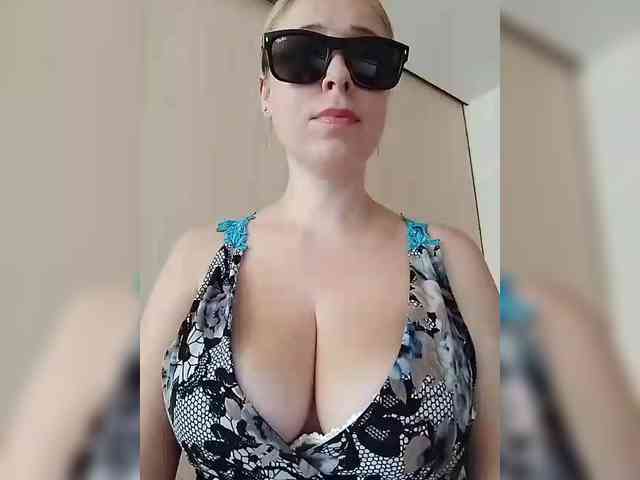 Dashulya666 webcam