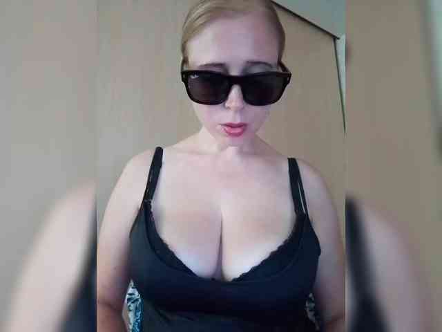 Dashulya666 webcam