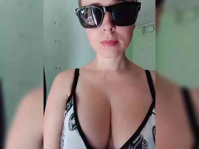 DashaKisa951 Live Webcam on BongaCams