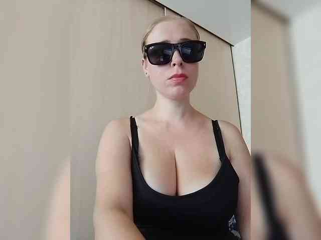 Dashulya666 webcam