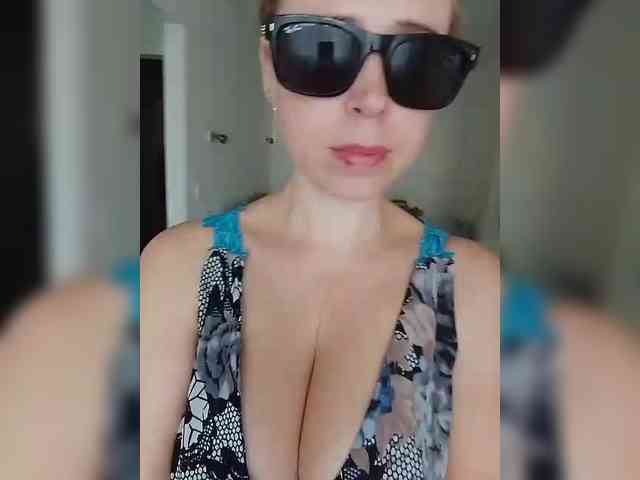 Dashulya666 webcam
