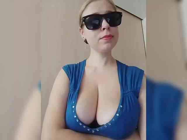 Dashulya666 webcam