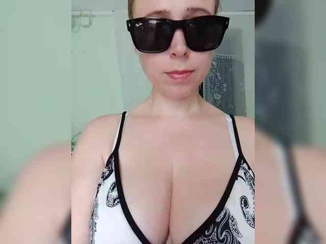 Dashulya666 webcam