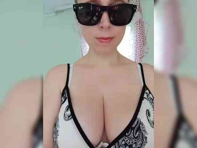 Dashulya666 webcam