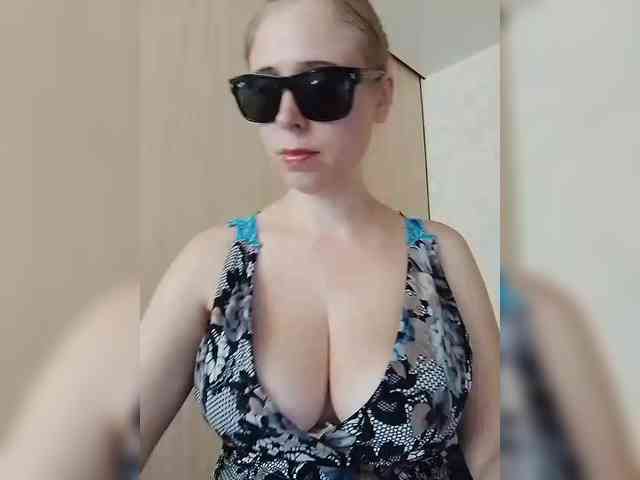 Dashulya666 webcam