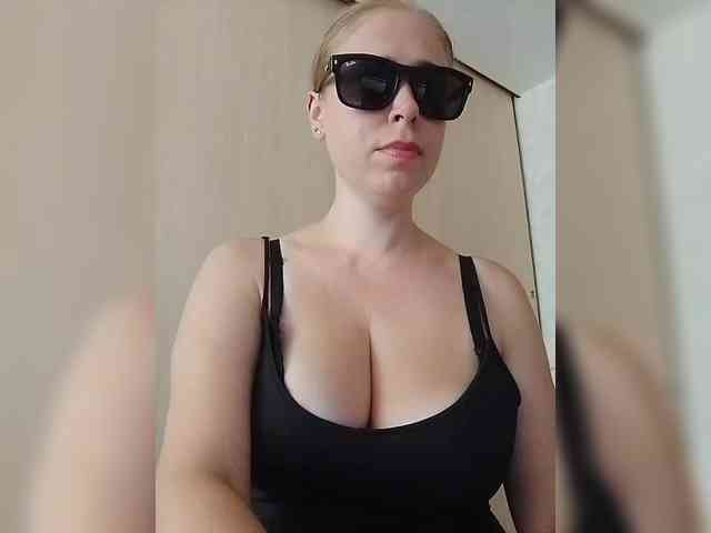 Dashulya666 webcam