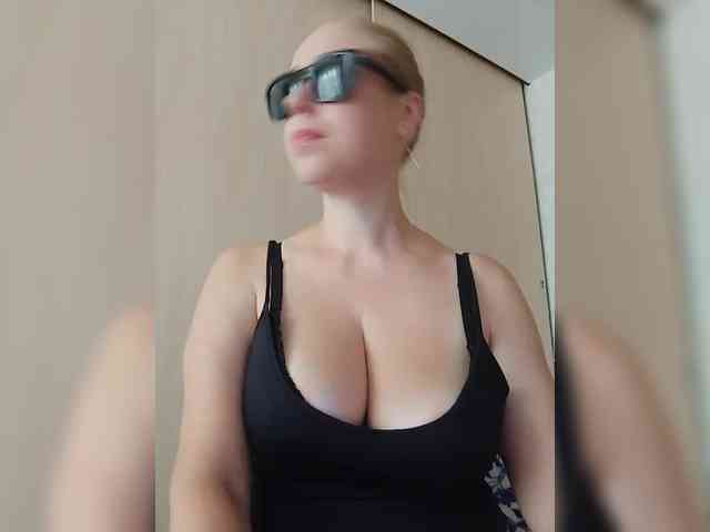 Dashulya666 webcam
