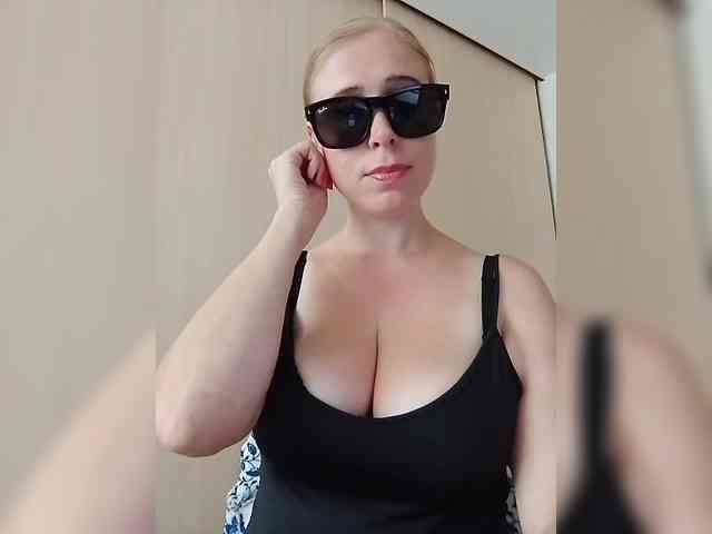 Dashulya666 webcam