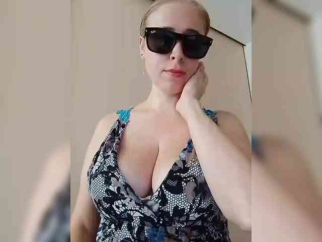 Dashulya666 webcam