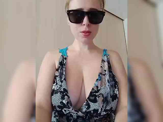 Dashulya666 webcam