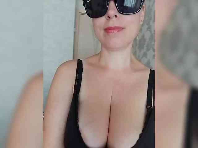 Dashulya666 webcam
