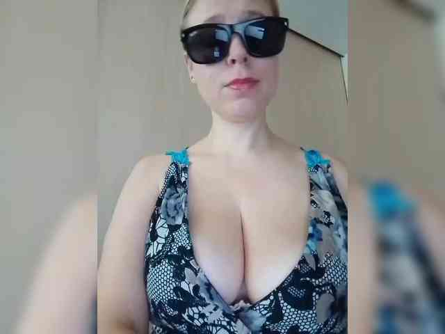 Dashulya666 webcam