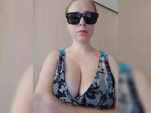 Dashulya666 webcam
