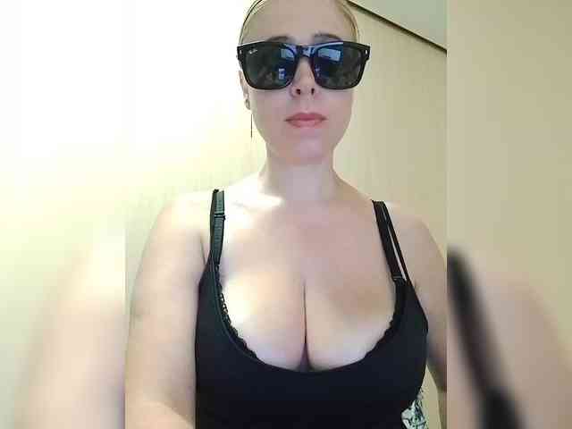Dashulya666 webcam