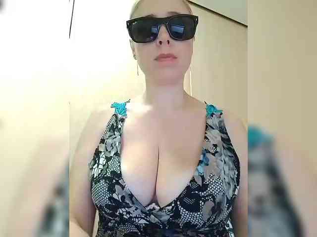 Dashulya666 webcam