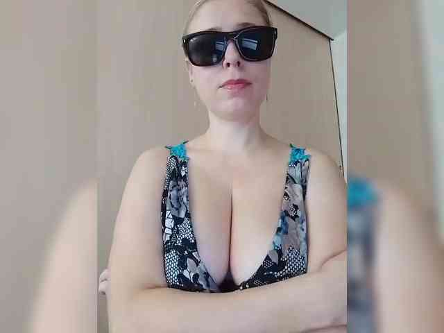 Dashulya666 webcam