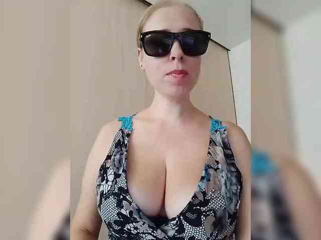 Dashulya666 webcam