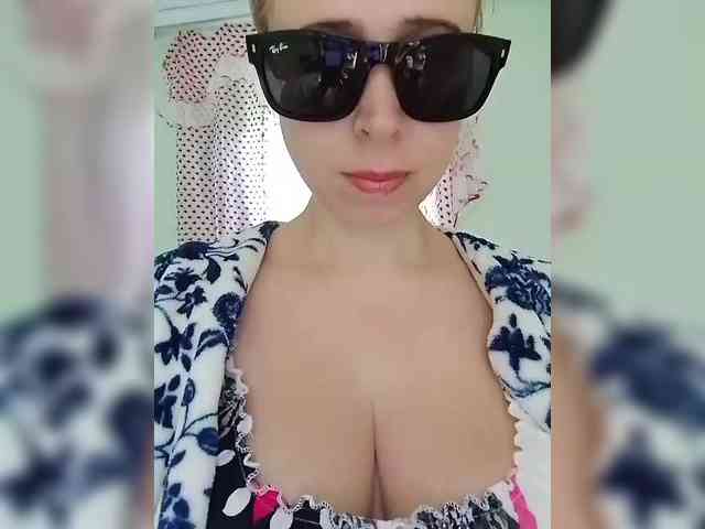 Dashulya666 webcam