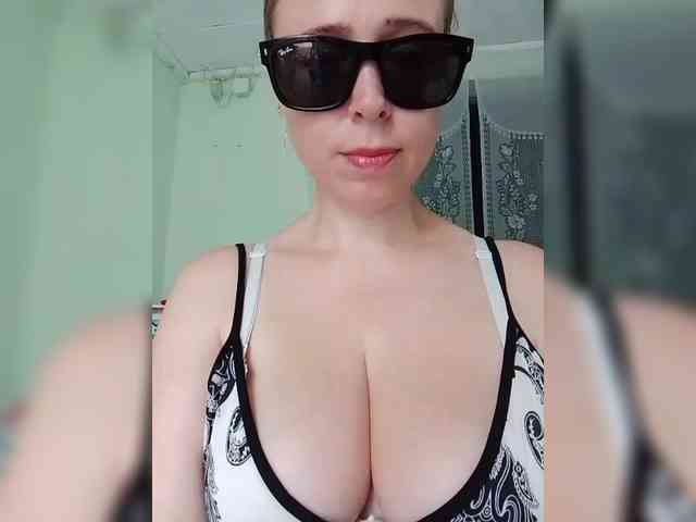 Dashulya666 webcam