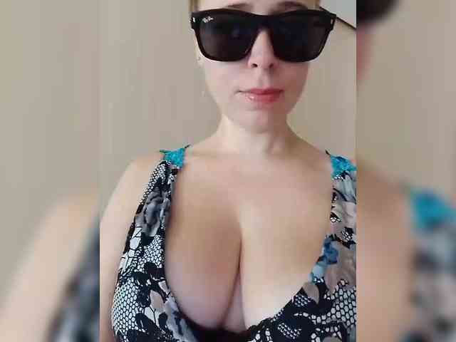Dashulya666 webcam