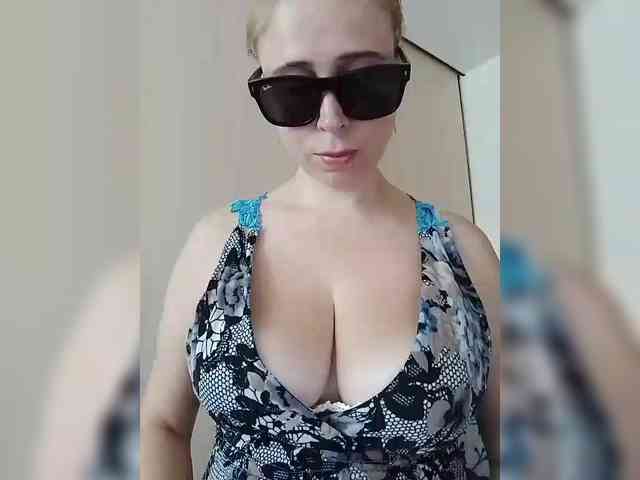 Dashulya666 webcam